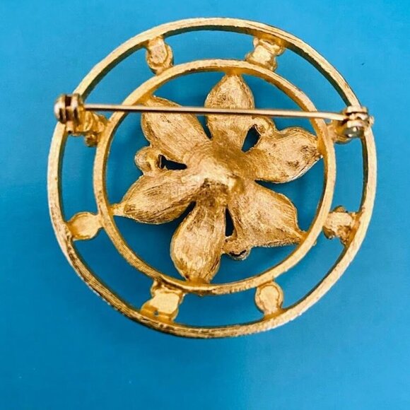 Vintage Floral Pearl Circle Pendant Gold Tone - Picture 2 of 2